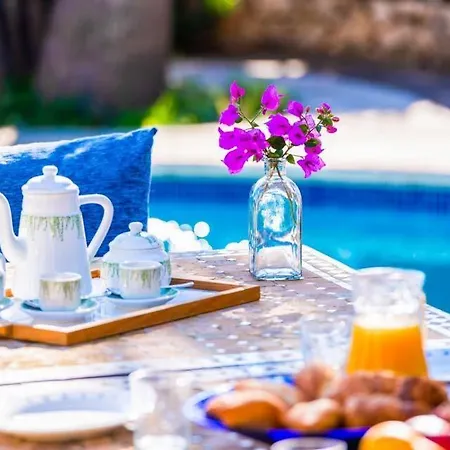 Sleeps 8 With Pool Air Con And Wifi Villa Calpe